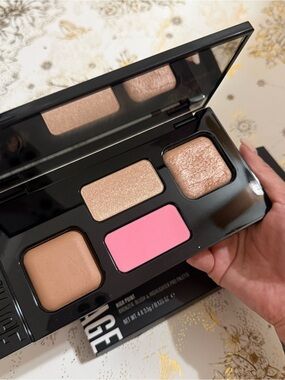 IL MAKIAGE high point bronzer blush & highlighter pro palette